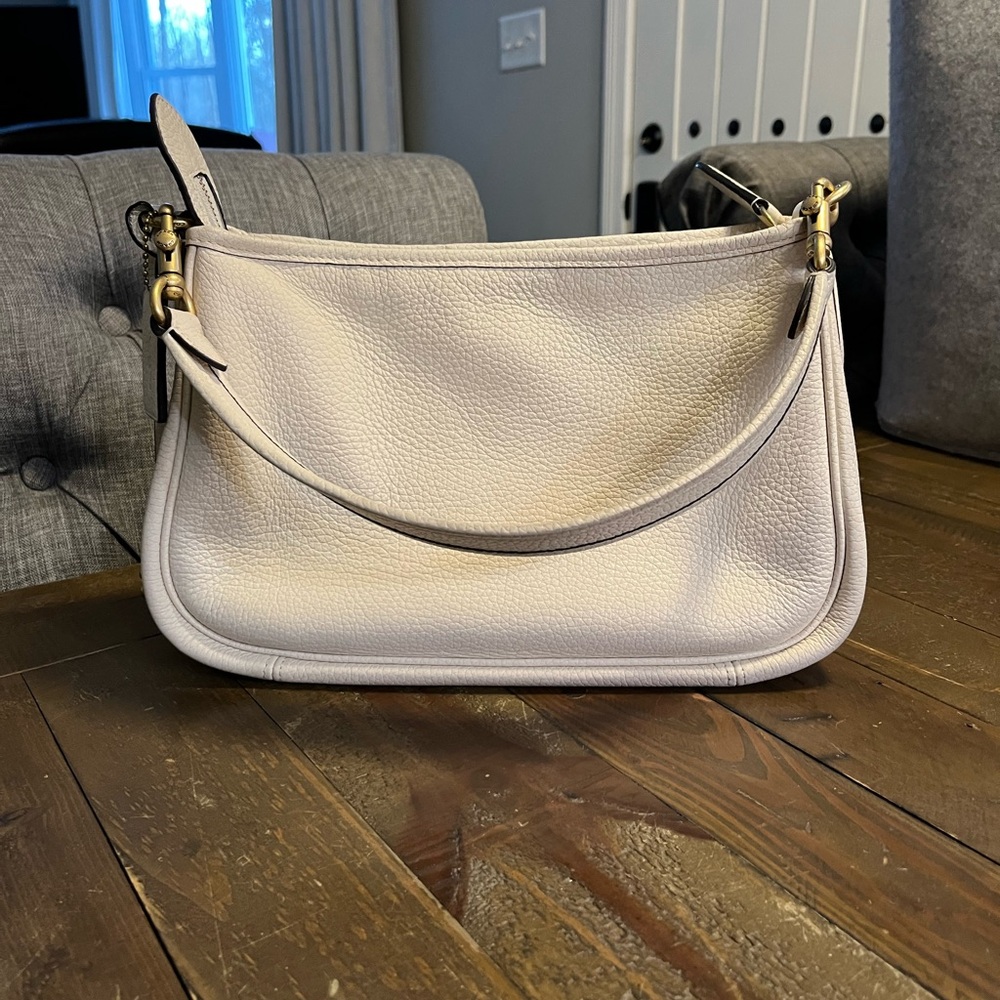 Coach Cary Leather shoulder bag. Mild wear.